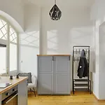 Contemporary Apartment On Old Town Square By Prague Days