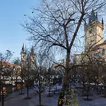 Contemporary Apartment On Old Town Square By Prague Days