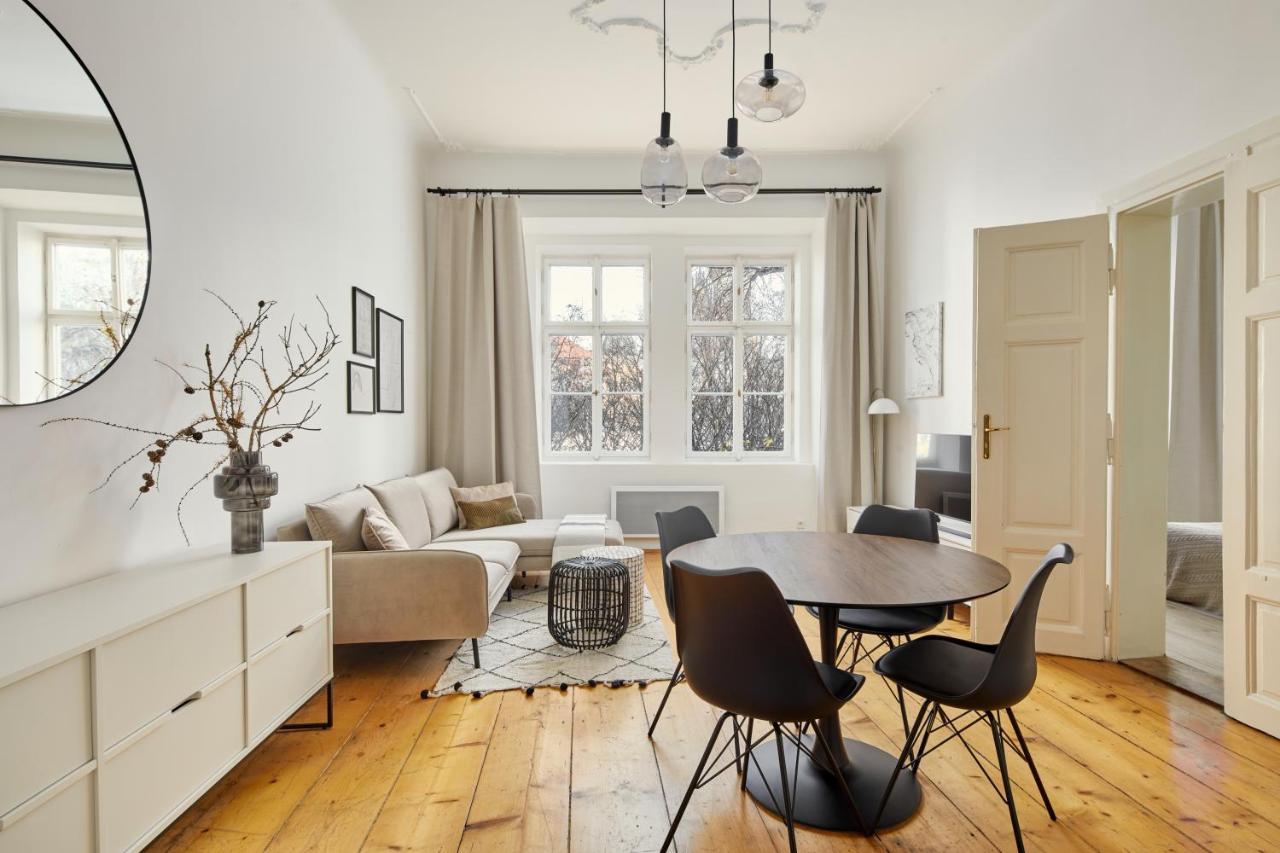 Appartamento Contemporary On Old Town Square By Days *
